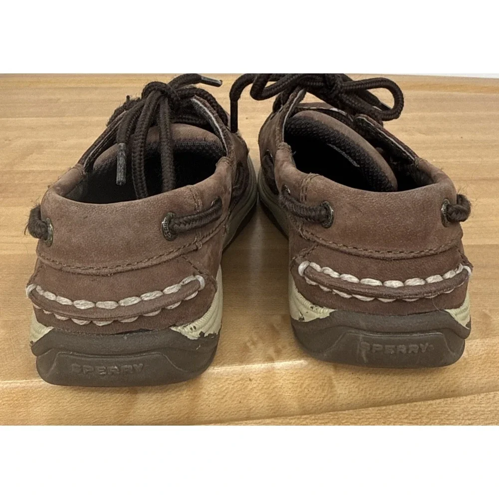 Sperry Top-Sider Boys Intrepid Leather Boat Shoes Cigar Brown 10 CB25328A